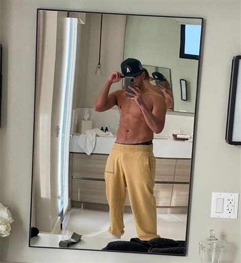 bad bunny leaked nudes|Bad Bunny Drops Nude Selfie on Instagram